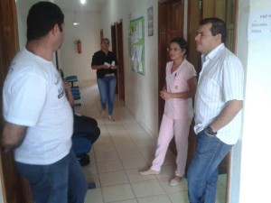 FOTO 1 VISITA NOS POSTOS