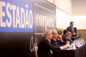 senado-aecio-neves-ciclo-de-debates-estadao6
