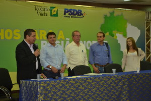“Este governo não sabe onde quer chegar. Vive uma crise moral, de corrupção. O PSDB é a alternativa dos brasileiros”, afirmou Rocha.