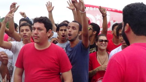 Petistas agrediram manifestantes durante ato contra Lula