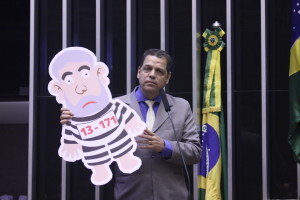 Major Rocha fala sobre agressão sofrida durante ato contra o ex-presidente Lula e a corrupção