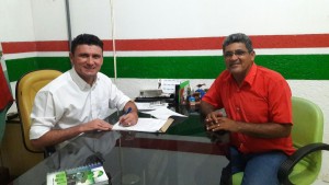 Carlinhos Portela assina 3º termo aditivo para construção da ETA em Porto Acre