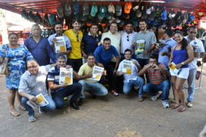 Rocha, Francineudo Costa e pré-candidatos a vereador pelo PSDB em caminhada pelo centro de Rio Branco