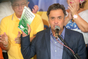 Senador Aécio Neves (MG), presidente nacional do PSDB em Maceió para posse do presidente de Teotonio Vilela Filho, ex-governado de Alagoas, para o Diretório Estadual do partido. Esta será a terceira vez que Téo Vilela irá ocupar a presidência estadual, para a qual foi eleito para o biênio 2015/2016. Por três vezes, Teotonio foi presidente do Diretório Nacional do partido. Aécio também lançará em Maceió a campanha nacional de filiação ao PSDB. A cidade é administrada pelo também tucano, Rui Palmeira.