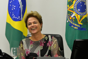Presidenta Dilma Rousseff durante reunião com líderes dos partidos da base aliada da Câmara dos Deputados, no Palácio do Planalto (Wilson Dia/Agência Brasil)
