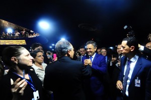 aecio-neves-senado-300x199-1