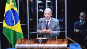 discurso-de-fernando-henrique-cardoso-durante-comemoracao-dos-20-anos-plano-real-300x168-2