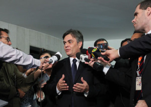 cassio_interna_coletiva-300x213-1