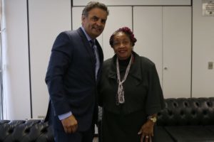 aecio-e-luislinda-foto-george-gianni-psdb-300x200