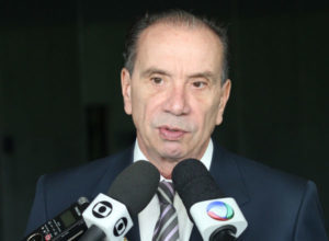 aloysio-nunes-entrevista-300x220