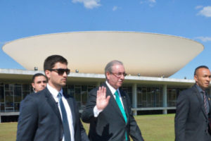 eduardo-cunha-renuncia-460x307