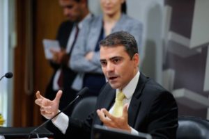 henrique-machado-diretor-cvm-foto-edilson-rodrigues-agencia-senado-600x400