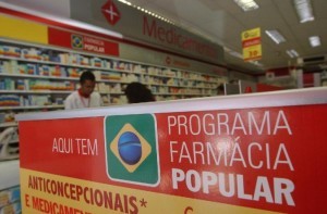farmaciapopular_080924_elzafiuza_abr-300x197