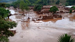 destruiçao-mariana-mg