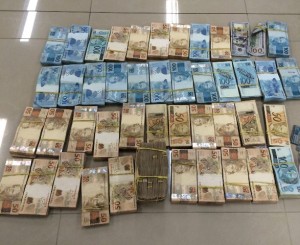 dinheiro operacao lava jato 2 foto Policia Federal do Parana