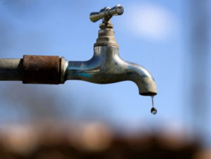 741708567-agua-abastecimento