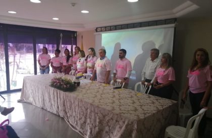 Sede do PSDB-DF cor-de-rosa