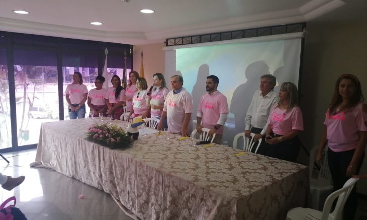 Sede do PSDB-DF cor-de-rosa