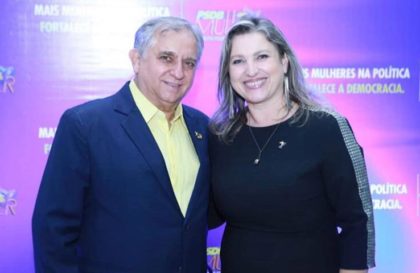 Presidente do partido no DF, senador Izalci Lucas com a presidente do PSDB Mulher;DF, Andreia Moura Zemuner