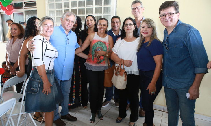 Presidente PSDB-DF, senador Izalci Lucas, entre tucanos de Sobradinho 2