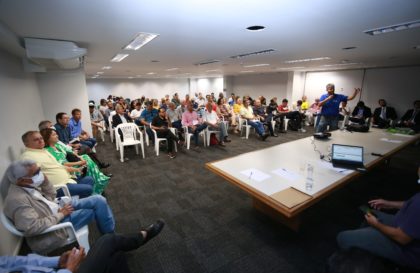 Reunião de prá-candidatos