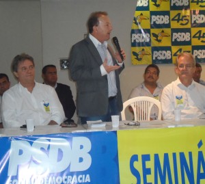 Luiz Paulo, Guerino e César Colnago durante encontro regional do PSDB-ES
