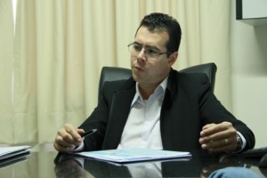 Milton Simon Baptista: "Isso sai caro para o contribuinte"