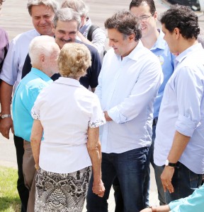 aecio_vovo