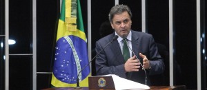 Senador-Aecio-Neves-Saude