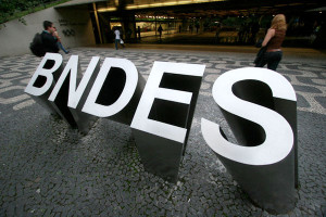 BNDES-INT1