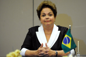Presidente Dilma e o primeiro ministro da China, Wen Jiabao, durante assinatura de diversos atos internacionais entre os dois países.