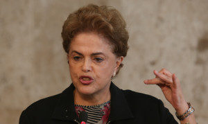 Brasília- DF 11-03-2016 Presidenta, Dilma e ministro, Aloizio Mercadante, durante coletiva. Palácio do Planalto Foto Lula Marques/Agência PT