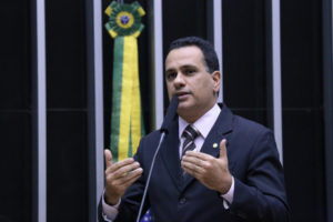 maxfilhobsb-460x307