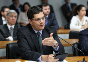 senador-Ricardo-Ferraço-FOTO-Gerdan-Wesley--300x213