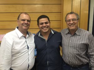 Na foto, o presidente estadual do PSDB ES Jarbas Ribeiro de Assis Jr, Thiago Peçanha e o líder tucano Dr Emílio Mameri, em recente reunião na sede do diretório estadual.