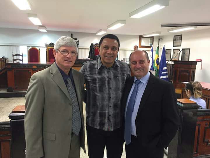 joao-altoe-mansur-e-vice