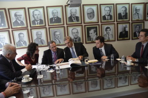 Missão goiana na Colômbia discute parcerias na Federação Nacional dos Comerciantes (2)