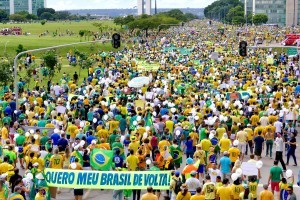 Manifesta-o-em-Bras-lia-Orlando-Brito_16-1-300x200