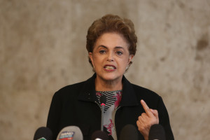 Brasília- DF 11-03-2016 Presidenta, Dilma e ministro, Aloizio Mercadante, durante coletiva. Palácio do Planalto   Foto Lula Marques/Agência PT