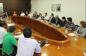 reunião com fundo de cultura