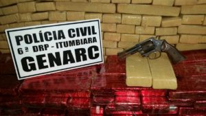 Apreens+úo de 1,2 tonelada de maconha - Genarc Itumbiara (4)