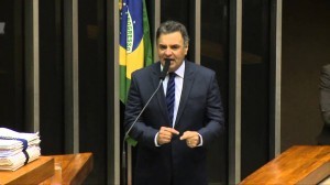 pronunciamento-do-senador-aecio4-300x168