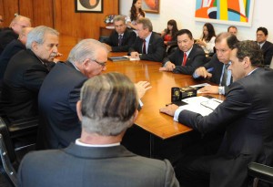 reuniao_henrique_alves_foto_j_batista