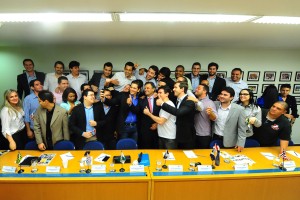 aecio-neves-reuniao-brasilia-juventude-george-gianni2-300x200