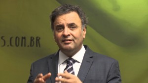 Aécio Neves homenageia o Dia Internacional da Mulher