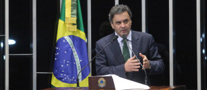 Senador-Aecio-Neves-Saude