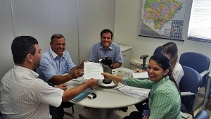 assinaturaitaquiraíassessoria
