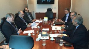 Reinaldo em reunião com presidente da Petrobrás/ Foto: divulgação.