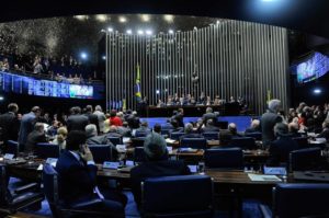 senado 30.8