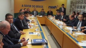 Presidente do PSDB de MS, Marcio Monteiro, em reunião com presidente nacional Aécio Neves/ Foto: Marycleide Vasques
